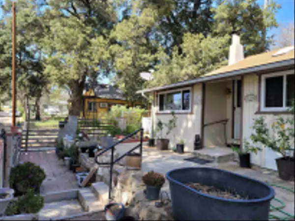 Boulevard, CA 91905,2481 Manzanita Trl