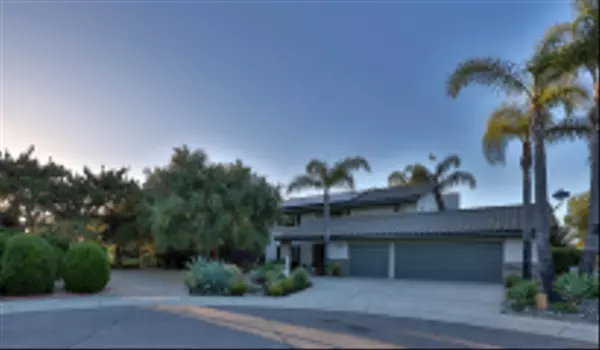 17898 Frondoso Dr, San Diego, CA 92128