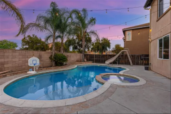 Murrieta, CA 92563,29124 Summersweet Place