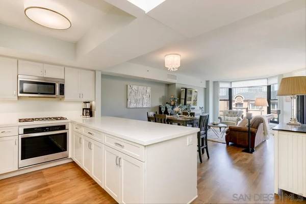 San Diego, CA 92101,500 W Harbor Drive #507