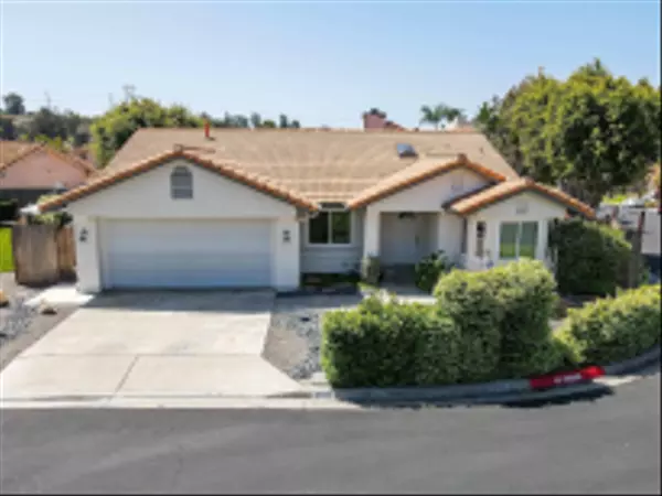 2134 Anda Lucia, Oceanside, CA 92056