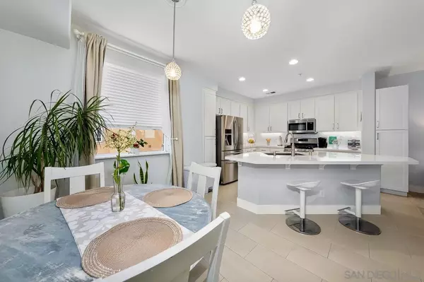 Chula Vista, CA 91913,2025 Caminito De La cruz