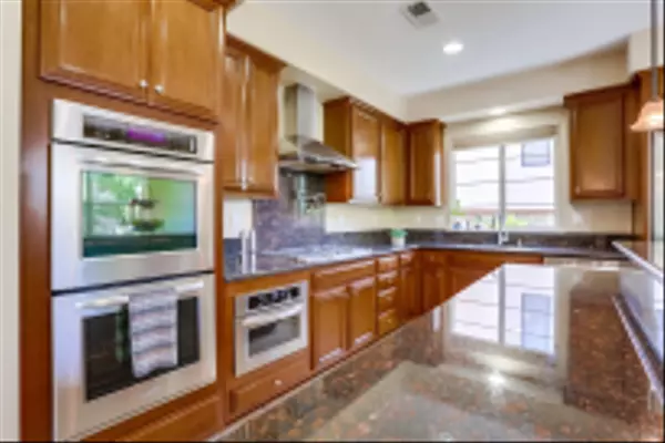 San Diego, CA 92128,12524 Cloudesly Dr