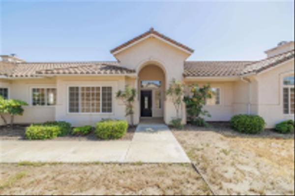 31250 Rivoli Rd, Valley Center, CA 92082