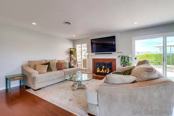 San Diego, CA 92128,16648 San Salvador Road