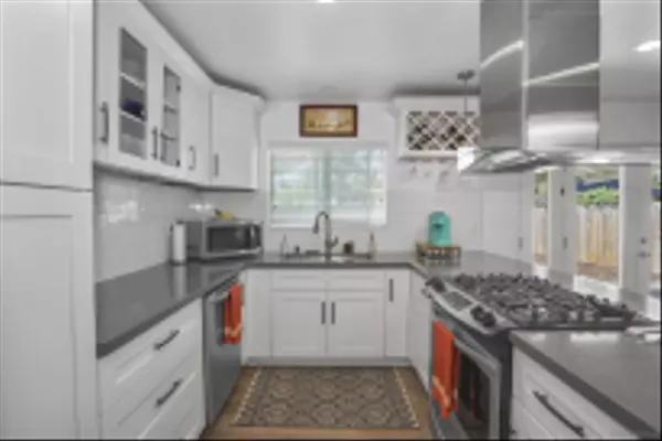 Poway, CA 92064,11977 Allbrook Dr