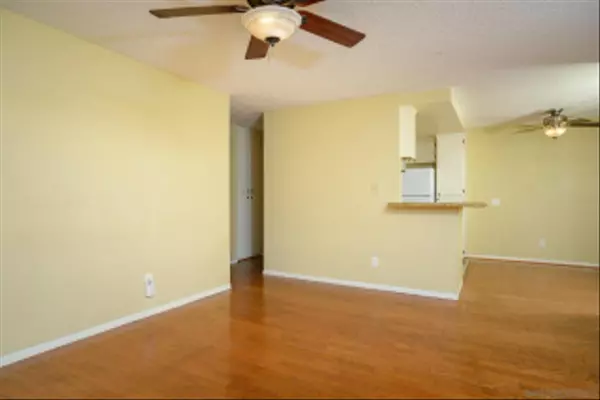 San Marcos, CA 92069,214 Woodland Pkwy #205