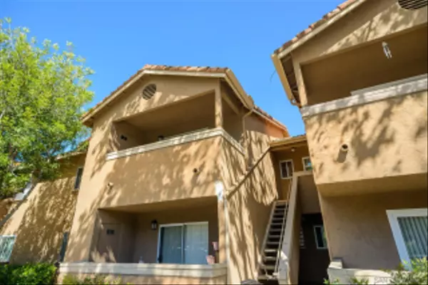 214 Woodland Pkwy #205, San Marcos, CA 92069