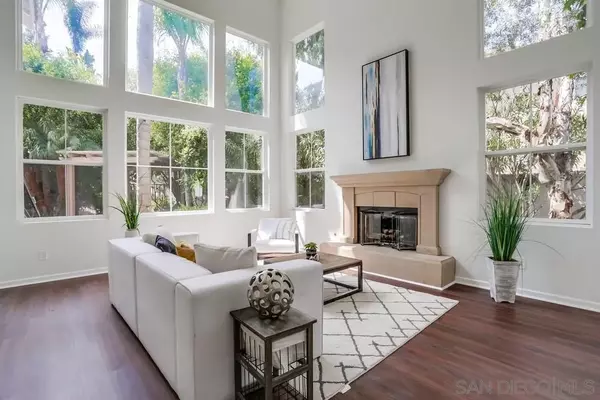 Carlsbad, CA 92011,7400 Melodia Terr