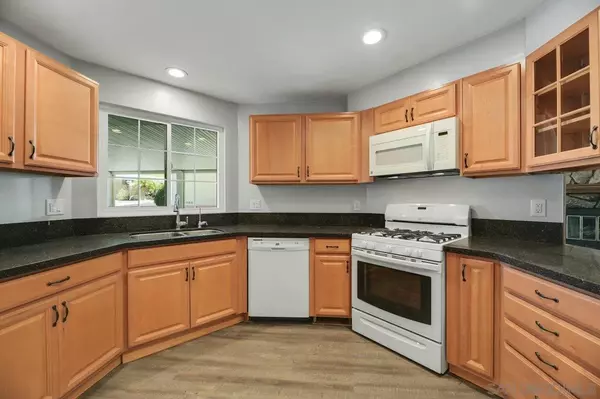 San Marcos, CA 92069,909 Richland Rd #52