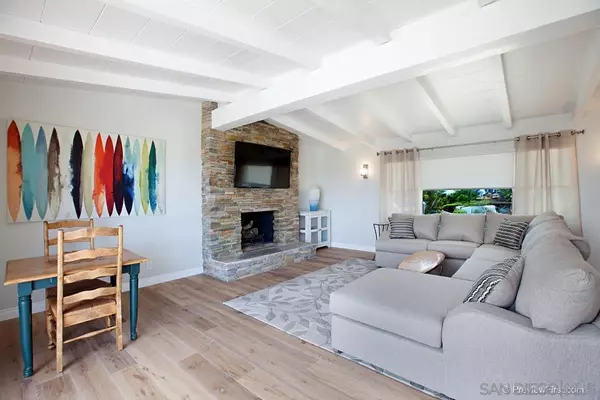 Solana Beach, CA 92075,626 Canyon