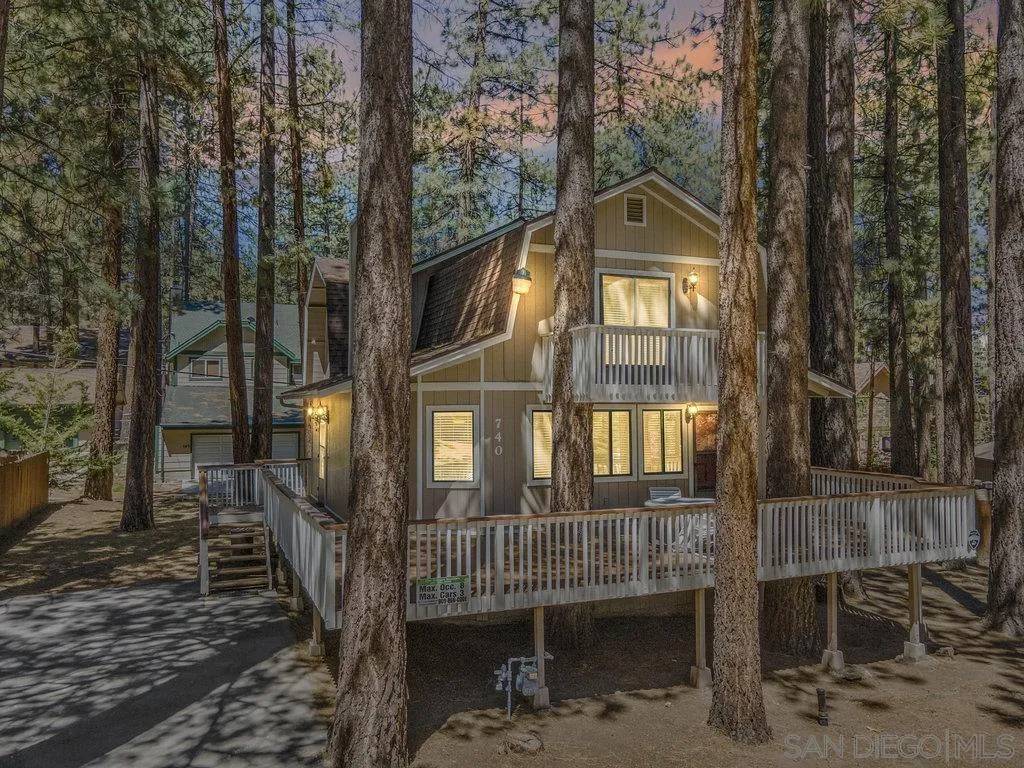 740 Tomahawk Dr, Big Bear Lake, CA 92315