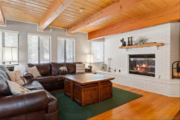 Big Bear Lake, CA 92315,740 Tomahawk Dr