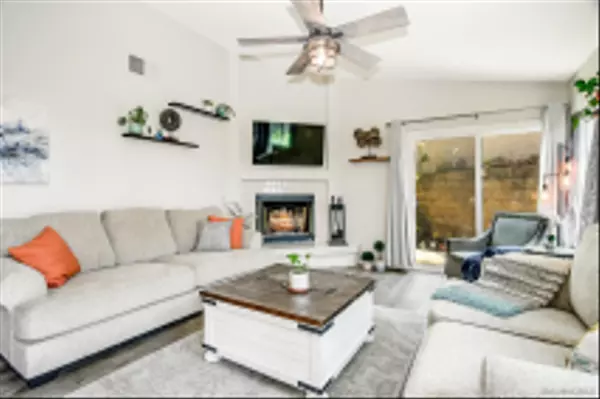 San Diego, CA 92128,11805 Caminito De Las Missiones