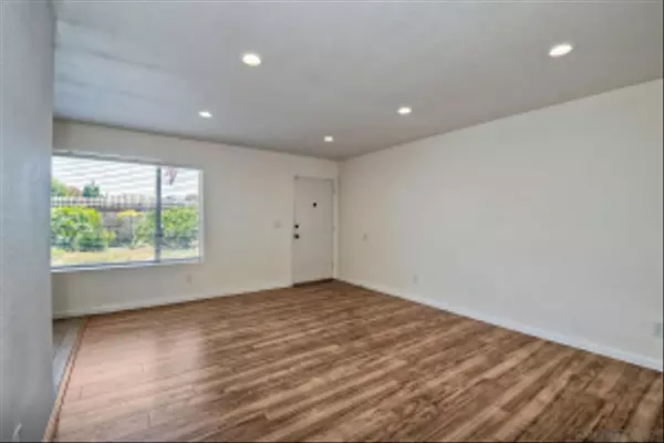 El Cajon, CA 92021,540 Oakdale Ln #A