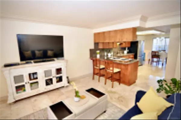 Chula Vista, CA 91910,569 E St #24