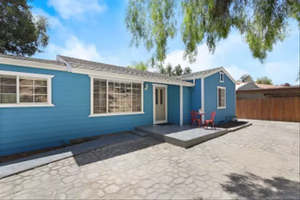 La Mesa, CA 91941,9035 Terrace Dr.