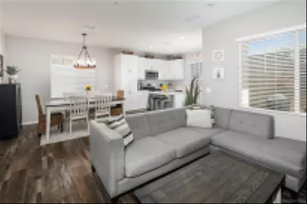 El Cajon, CA 92021,1869 Olivia St