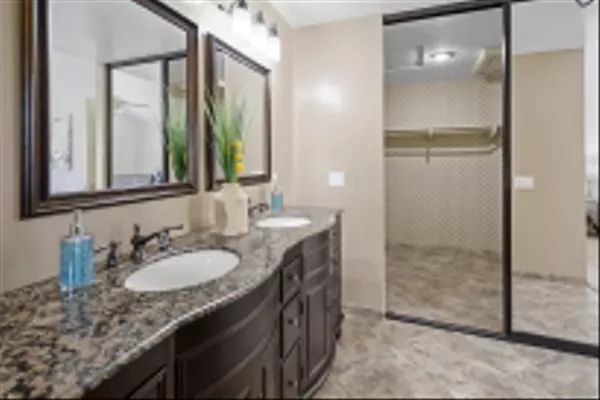 San Diego, CA 92129,10142 Freeport Ct