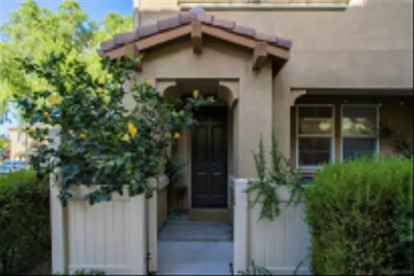 Chula Vista, CA 91913,1668 Toledo Way #2