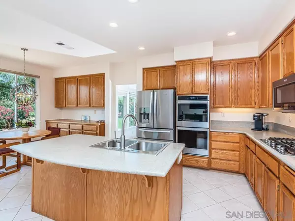 San Diego, CA 92129,7154 Celome Ct