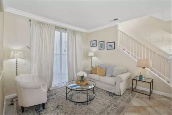 San Diego, CA 92126,10726 Westonhill Dr
