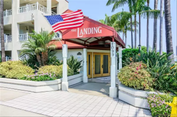 Coronado, CA 92118,1099 1st St. #402