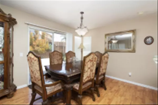 San Marcos, CA 92069,1230 Corte Bello