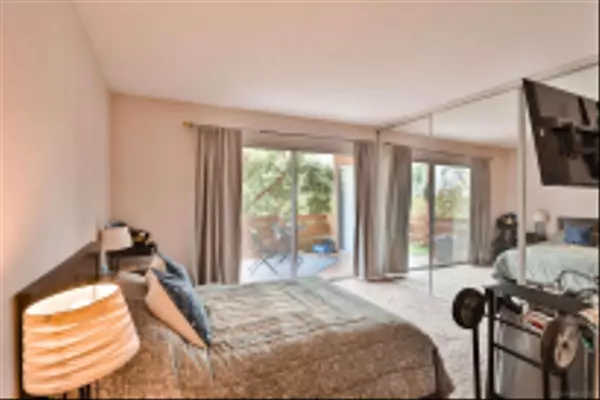 San Diego, CA 92110,4012 Valeta St #295