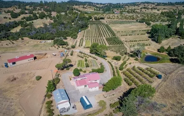 1882 Wynola Road, Julian, CA 92036