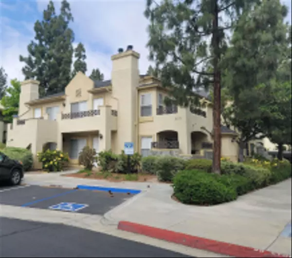 Chula Vista, CA 91913,2071 Lakeridge Circle #201