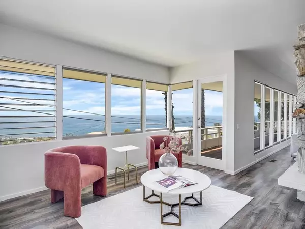 La Jolla, CA 92037,1010 La Jolla Rancho