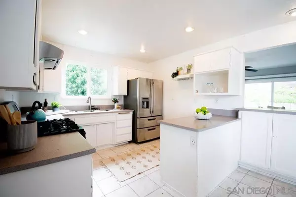 Poway, CA 92064,12527 Buckskin Trl