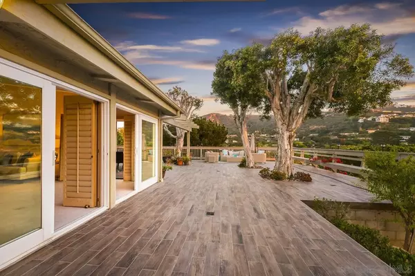La Jolla, CA 92037,2611 Costebelle Dr
