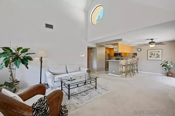 San Diego, CA 92128,17995 Caminito Pinero #299