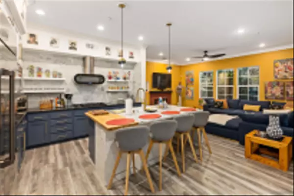 Encinitas, CA 92024,521 Samuel Ct