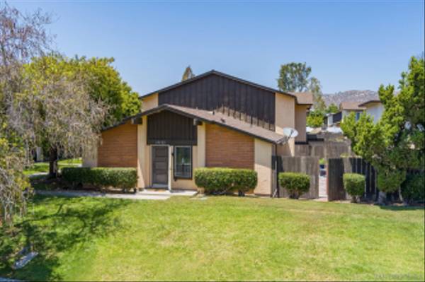 10322 Carefree Dr, Santee, CA 92071