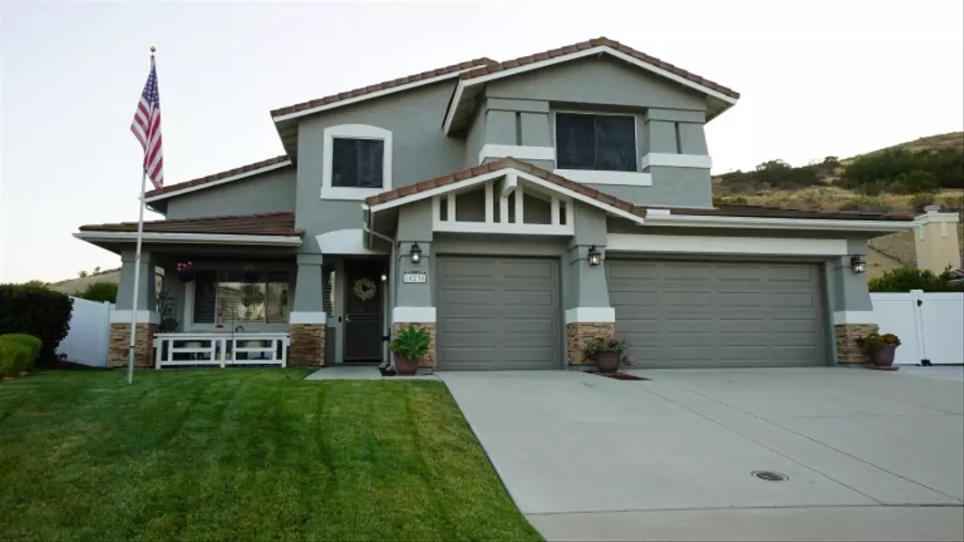 10236 Lariat Drive North, Santee, CA 92071