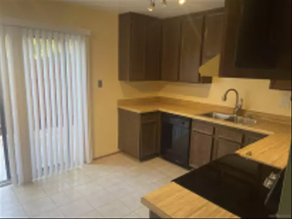 El Cajon, CA 92020,282 Roanoke Road