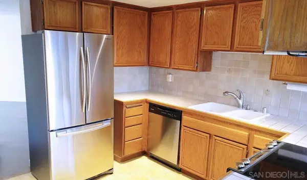 Coronado, CA 92118,426 Palm Ave #4