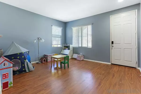 Chula Vista, CA 91915,2233 Caminito Abruzzo