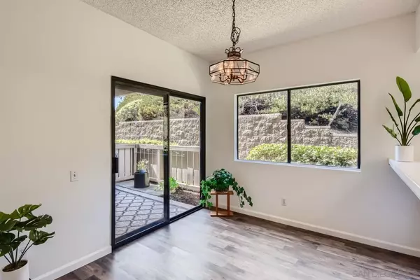 La Mesa, CA 91941,3665 AVOCADO VILLAGE COURT #166