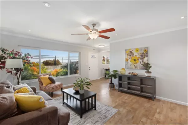 Spring Valley, CA 91977,8842 Harness St.