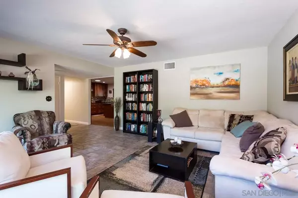 Lakeside, CA 92040,10655 Palm Row Dr