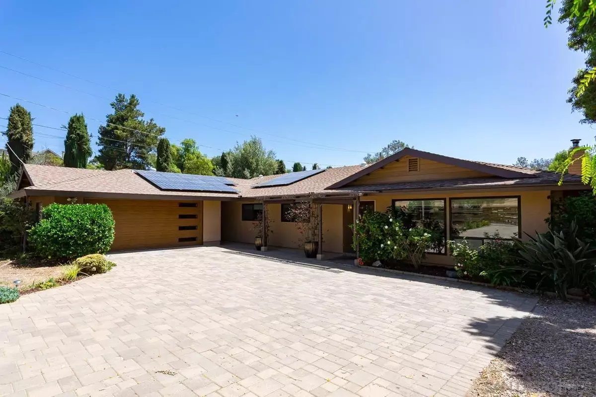 Lakeside, CA 92040,10655 Palm Row Dr