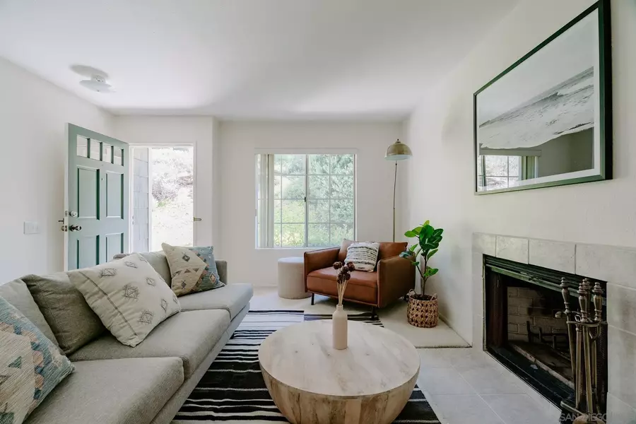 3548 Caminito Carmel Lndg, San Diego, CA 92130