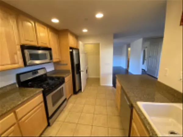 Pacific Beach, CA 92109,1128 Grand Avenue