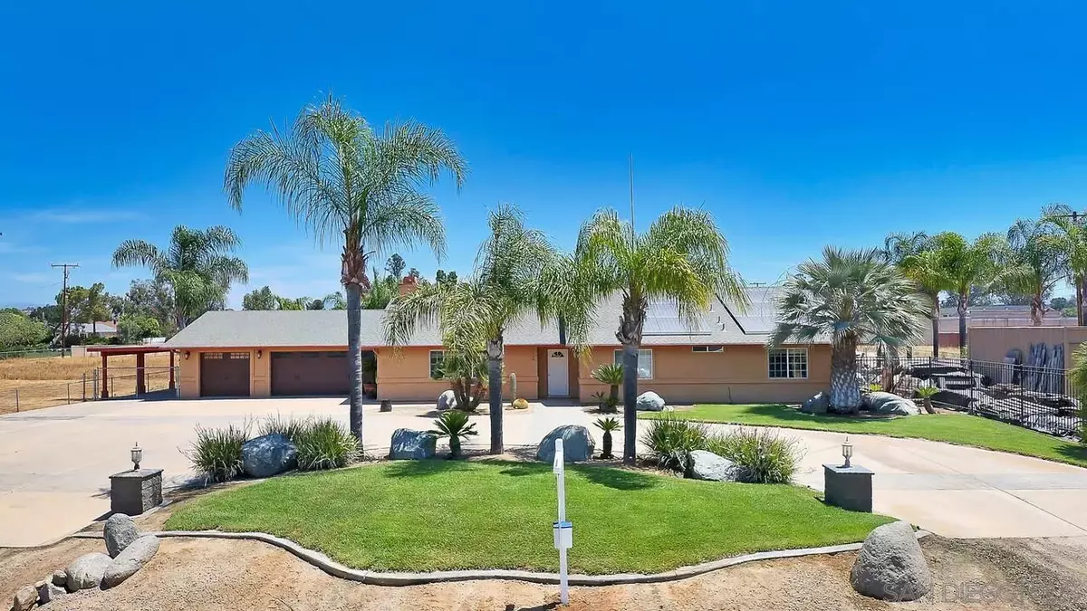 Ramona, CA 92065,158 S Kalbaugh St