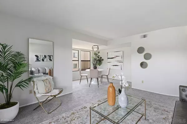 San Diego, CA 92128,12250 Corte Sabio #2205