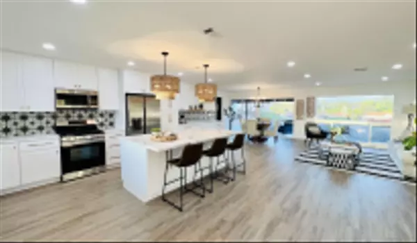 San Diego, CA 92128,16349 Roca Dr.